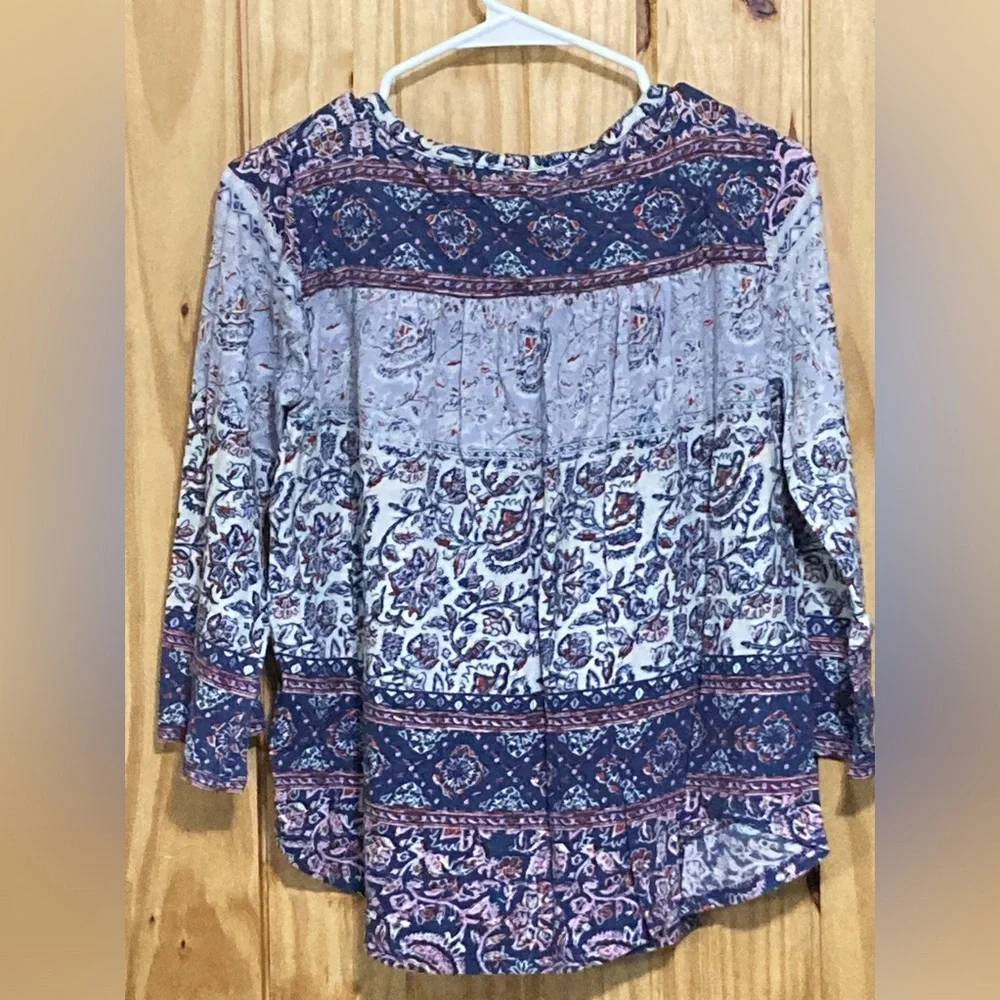 Lucky Brand size M boho-style 3/4 sleeve top with lace-up neckline - Picture 6 of 6
